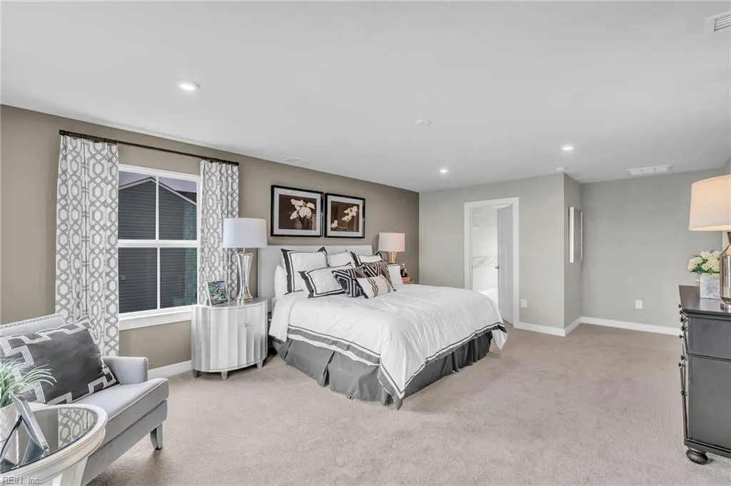 Suffolk, Virginia 23434, United States, 4 Bedrooms Bedrooms, ,3 BathroomsBathrooms,Residential,Active,255205