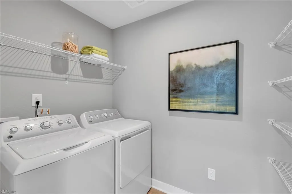 Suffolk, Virginia 23434, United States, 4 Bedrooms Bedrooms, ,3 BathroomsBathrooms,Residential,Active,255205