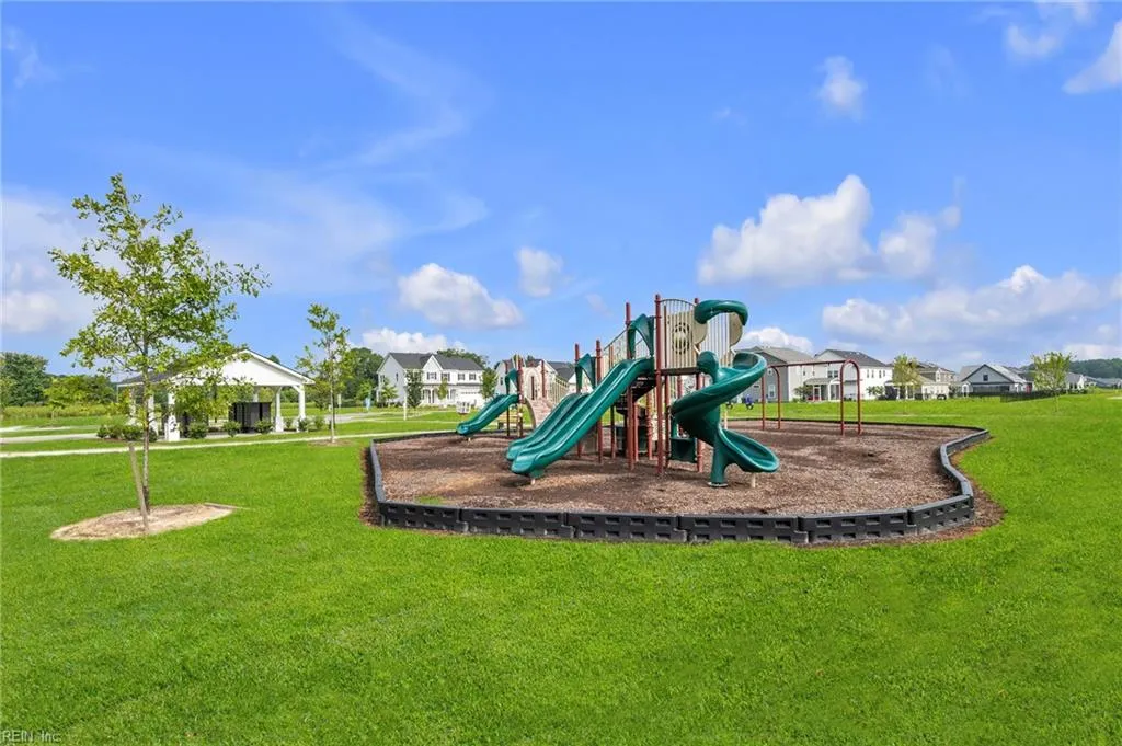 Suffolk, Virginia 23434, United States, 4 Bedrooms Bedrooms, ,3 BathroomsBathrooms,Residential,Active,255205