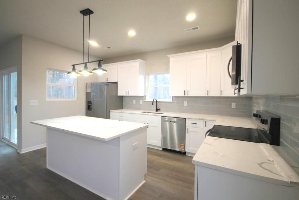 Photo of 6050 Mooretown Road, Williamsburg, VA 23188 (MLS # 10614315)