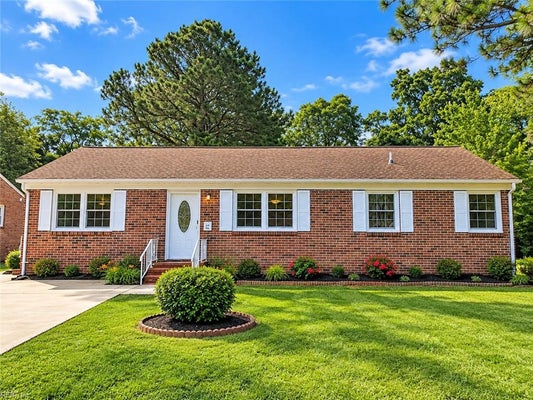 8 SHERALYN PL, HAMPTON, VA 23666 - Image efea1dc2b6e3686ced48a8e30124b822/3889814521