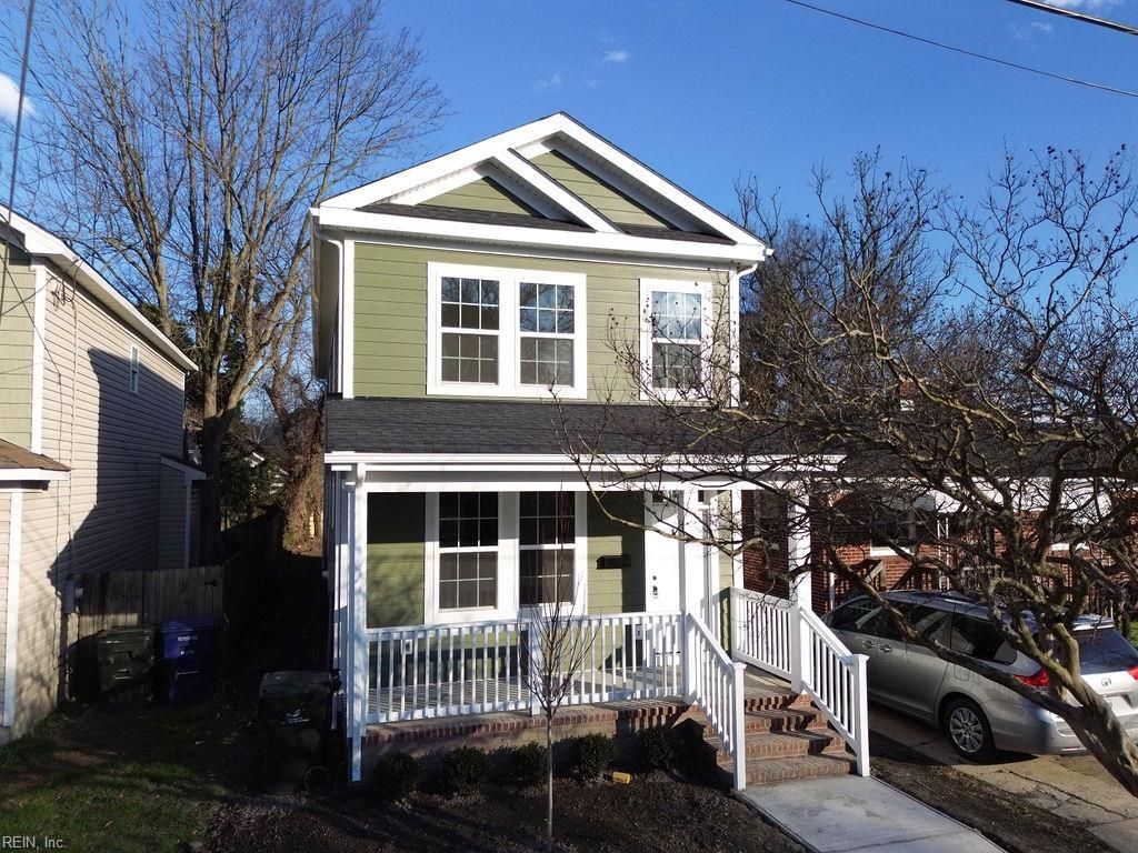 Photo of 2222 Hanson Avenue, Norfolk, VA 23504 (MLS # 10624401)