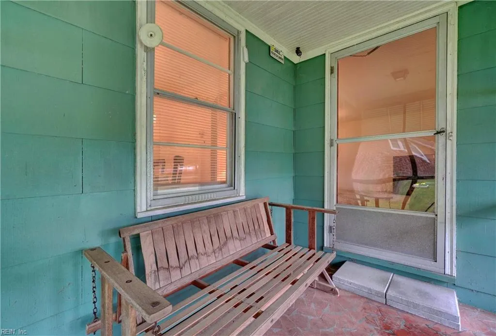 Chesapeake, Virginia 23321, United States, 4 Bedrooms Bedrooms, ,2 BathroomsBathrooms,Residential,Active,211219