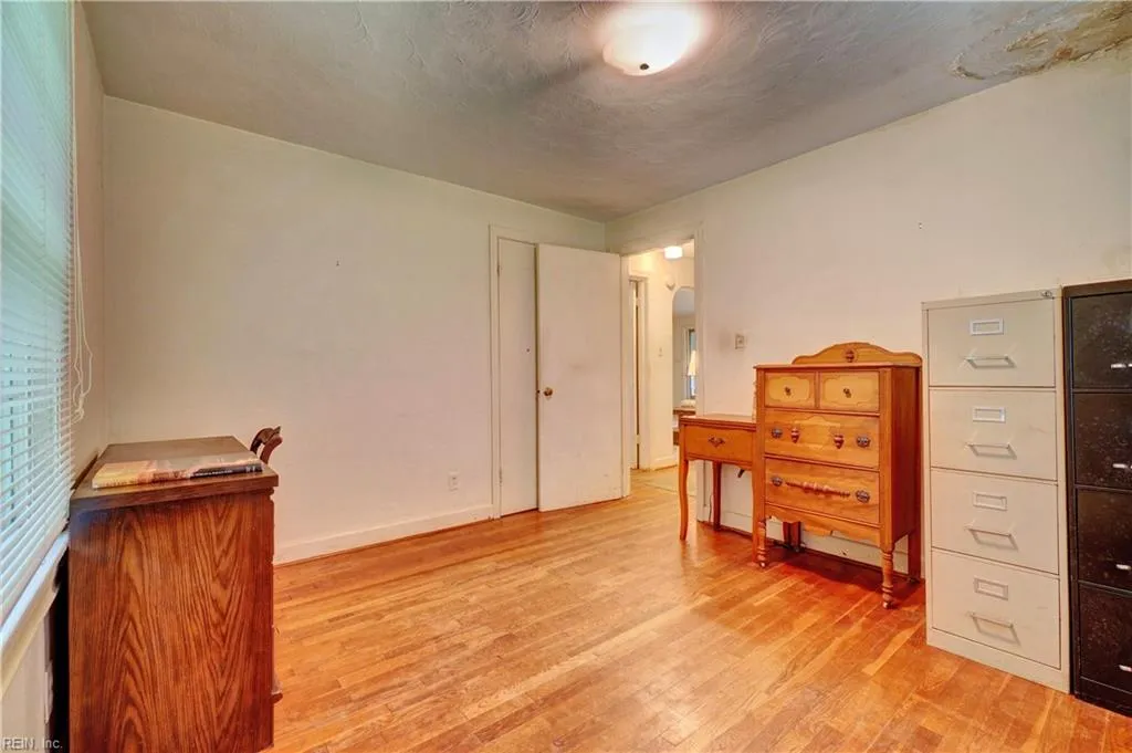 Chesapeake, Virginia 23321, United States, 4 Bedrooms Bedrooms, ,2 BathroomsBathrooms,Residential,Active,211219