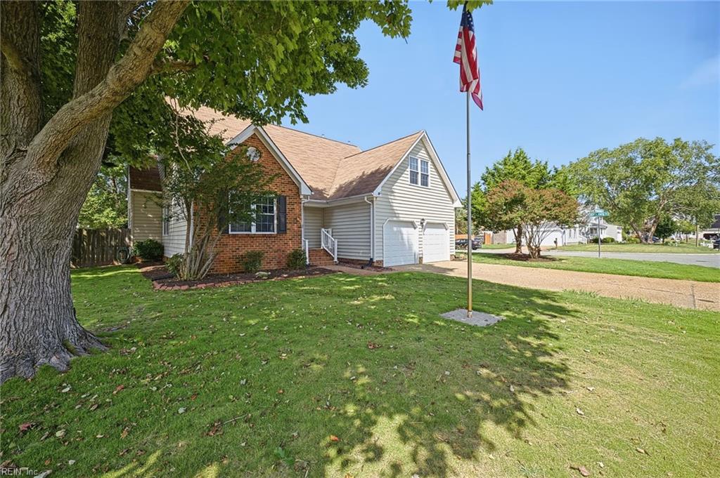 Photo of 123 Plainfield Drive, Newport News, VA 23602 (MLS # 10654512)