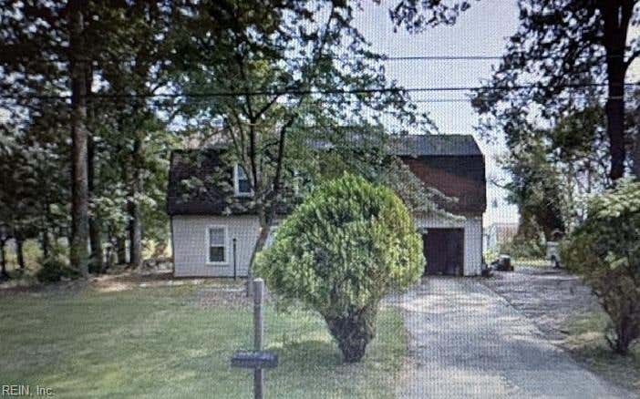 Photo of 4005 Magnolia Drive, Portsmouth, VA 23703 (MLS # 10633720)