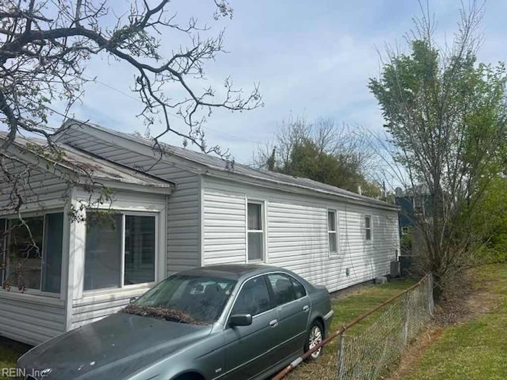 Photo of 500 Factory Street, Suffolk, VA 23434 (MLS # 10629631)
