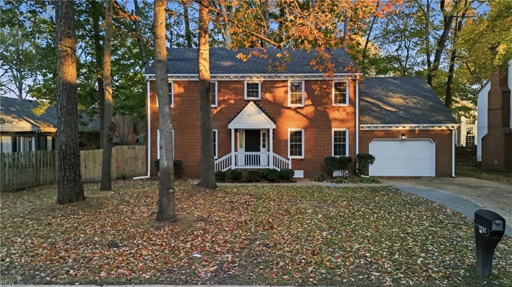 Photo of 605 Hollygate Lane, Chesapeake, VA 23322 (MLS # 10616223)