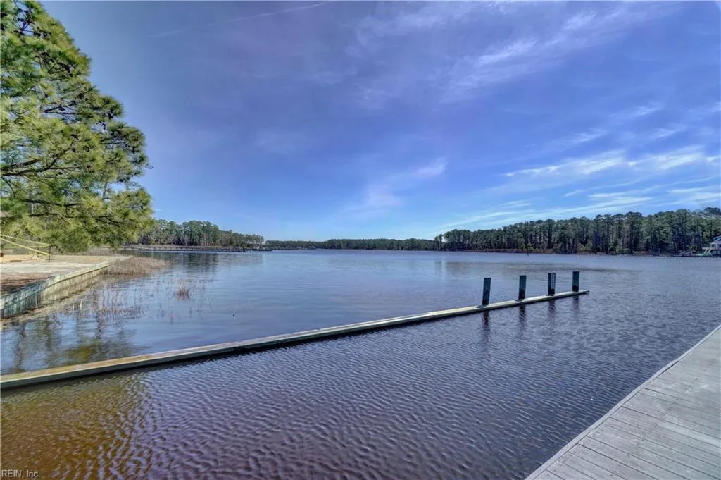 Chesapeake, Virginia 23320, United States, 2 Bedrooms Bedrooms, ,2 BathroomsBathrooms,Residential,Active,204597