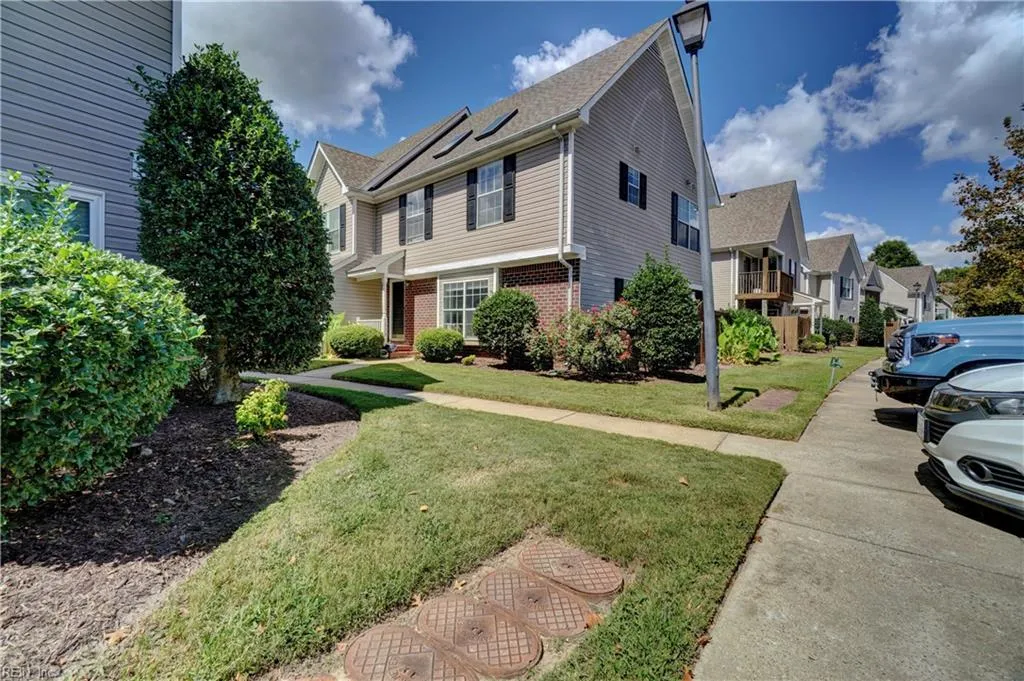 Chesapeake, Virginia 23320, United States, 2 Bedrooms Bedrooms, ,2 BathroomsBathrooms,Residential,Active,204597