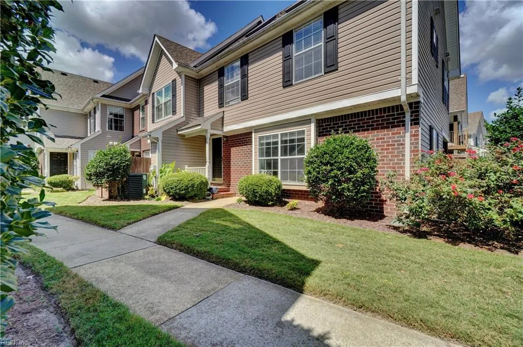 Chesapeake, Virginia 23320, United States, 2 Bedrooms Bedrooms, ,2 BathroomsBathrooms,Residential,Active,204597