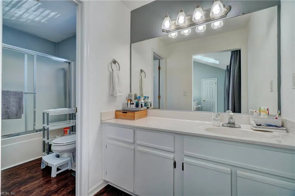 Chesapeake, Virginia 23320, United States, 2 Bedrooms Bedrooms, ,2 BathroomsBathrooms,Residential,Active,204597