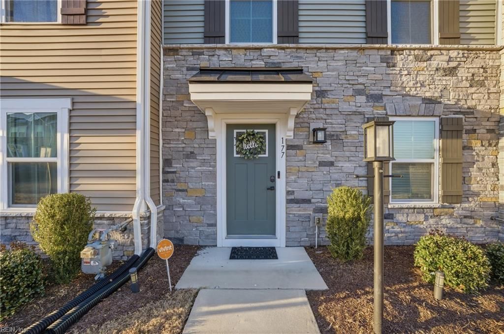 Photo of 177 Spring Grove Way, Smithfield, VA 23430 (MLS # 10618577)