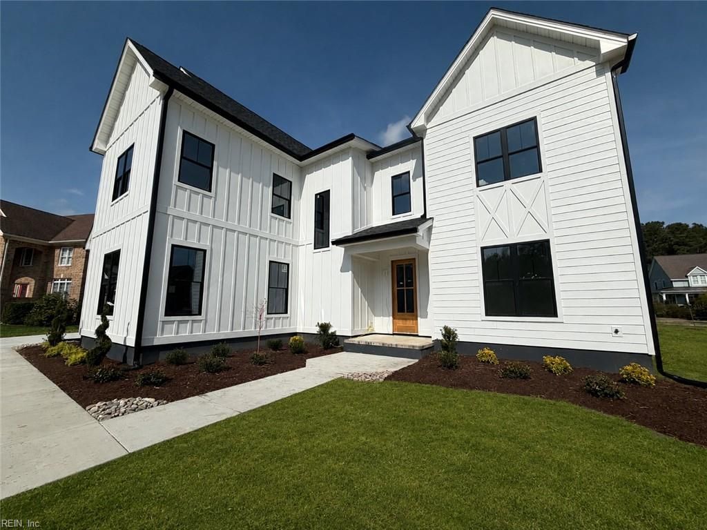 Photo of 1012 Artesia Way, Virginia Beach, VA 23456 (MLS # 10633893)