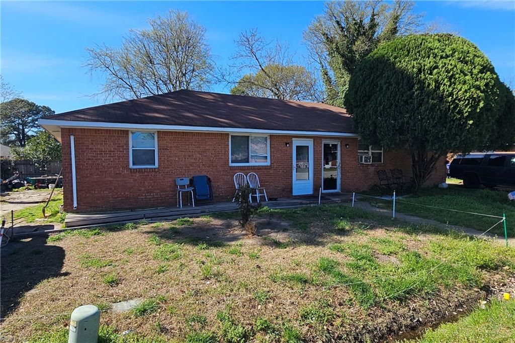 Photo of 2017 Pond Lane, Chesapeake, VA 23324 (MLS # 10626153)