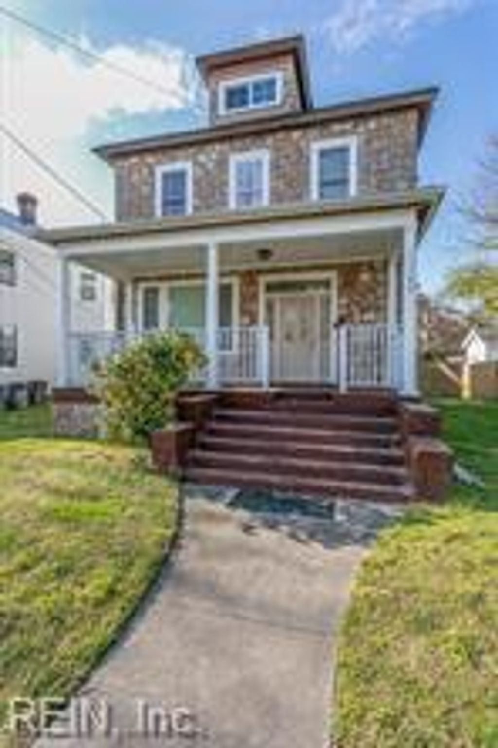 Photo of 415 Lee Street, Hampton, VA 23669 (MLS # 10637364)