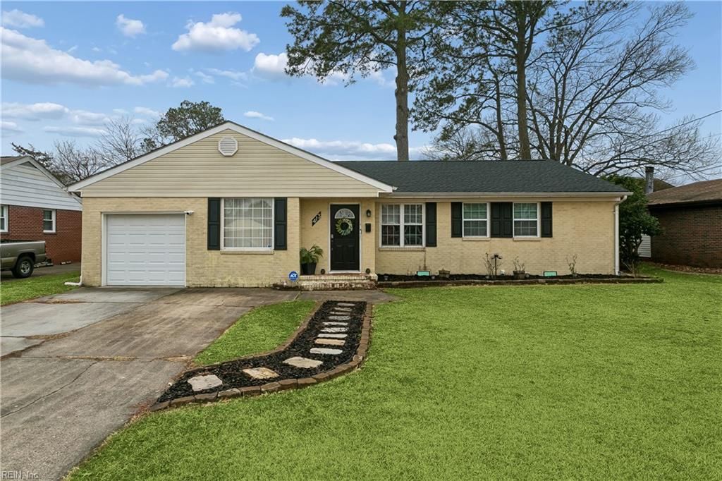 Photo of 413 W Gilbert Street, Hampton, VA 23669 (MLS # 10620333)