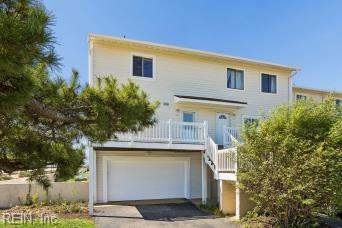 Photo of 162 N First Street, Hampton, VA 23664 (MLS # 10654105)