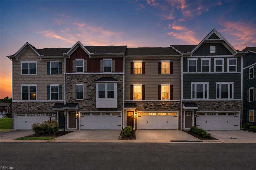 Photo of 904 Stern Way, Chesapeake, VA 23323 (MLS # 10650460)