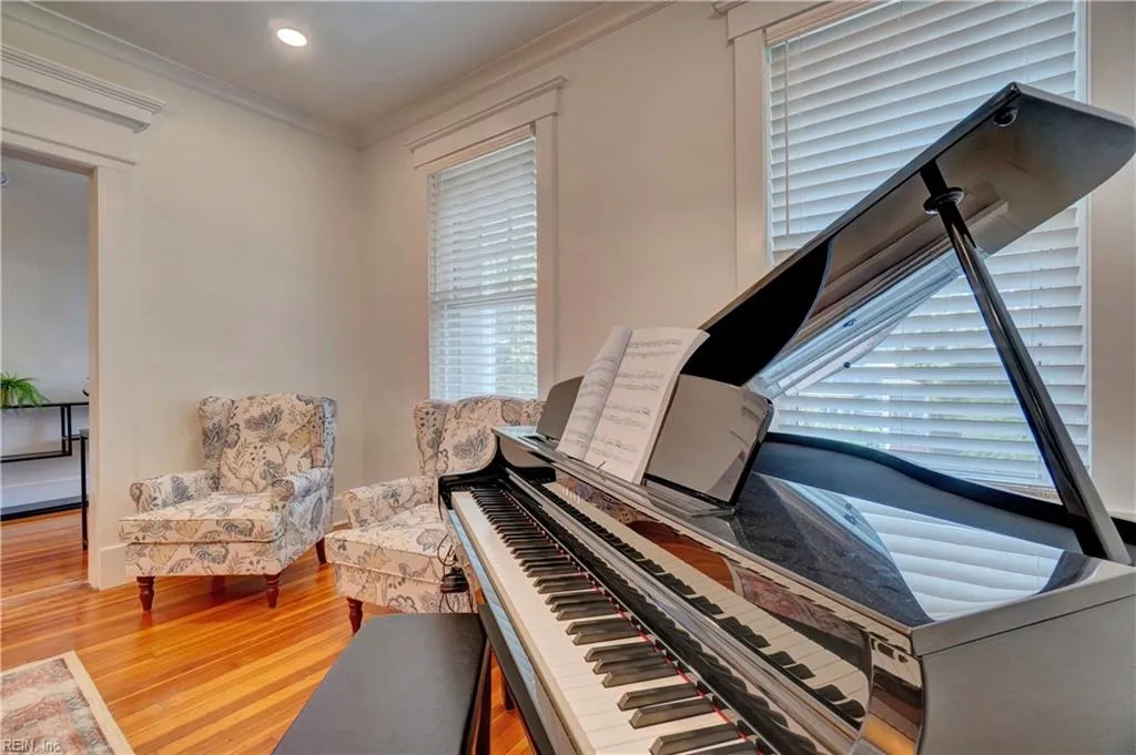 Norfolk, Virginia 23507, United States, 2 Bedrooms Bedrooms, ,2 BathroomsBathrooms,Residential,Active,150944