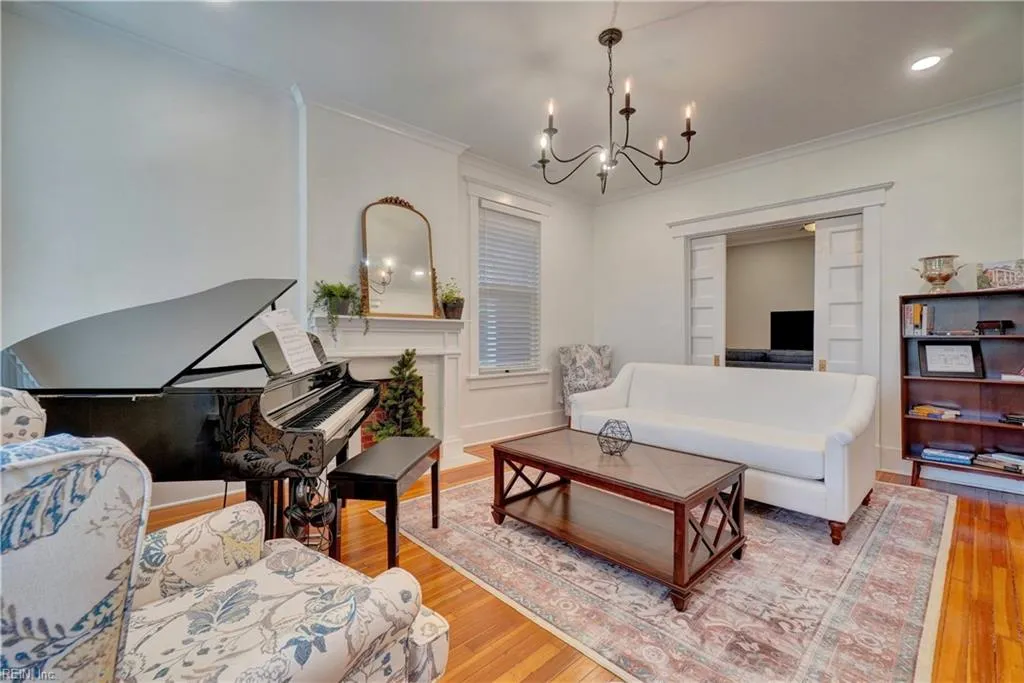 Norfolk, Virginia 23507, United States, 2 Bedrooms Bedrooms, ,2 BathroomsBathrooms,Residential,Active,150944