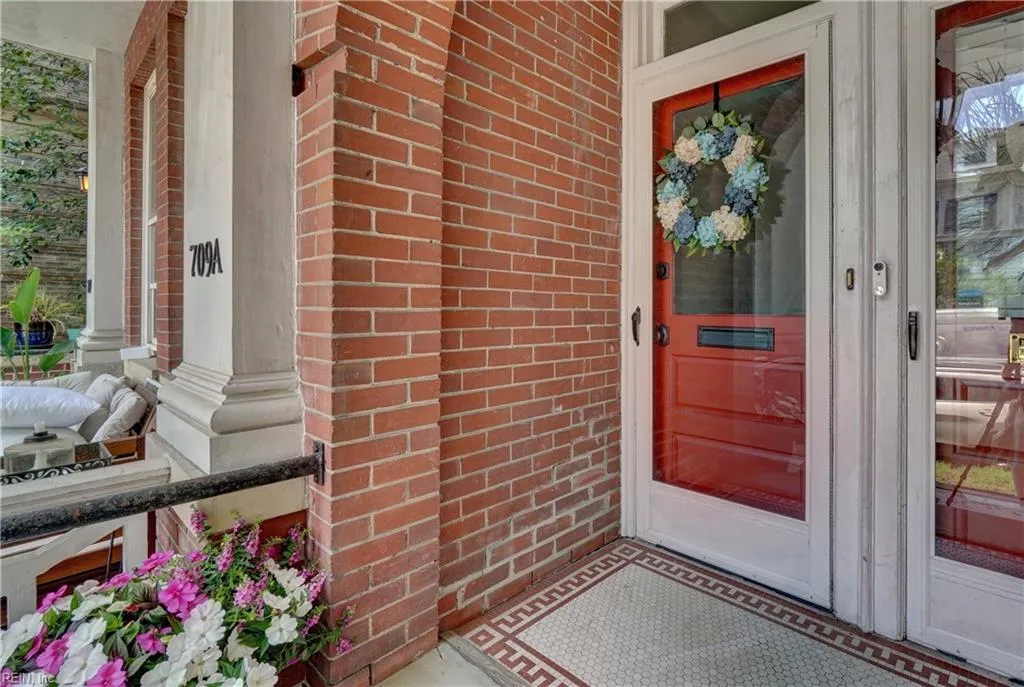 Norfolk, Virginia 23507, United States, 2 Bedrooms Bedrooms, ,2 BathroomsBathrooms,Residential,Active,150944