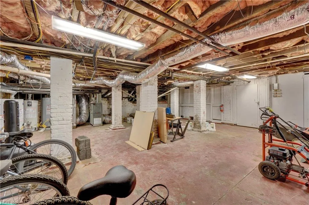 Norfolk, Virginia 23507, United States, 2 Bedrooms Bedrooms, ,2 BathroomsBathrooms,Residential,Active,150944