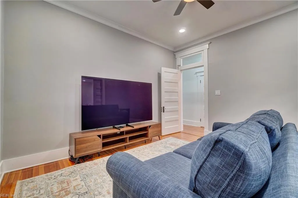 Norfolk, Virginia 23507, United States, 2 Bedrooms Bedrooms, ,2 BathroomsBathrooms,Residential,Active,150944