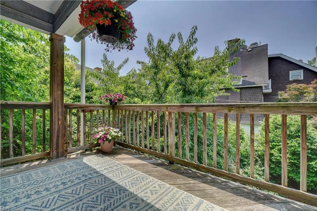 Norfolk, Virginia 23507, United States, 2 Bedrooms Bedrooms, ,2 BathroomsBathrooms,Residential,Active,150944