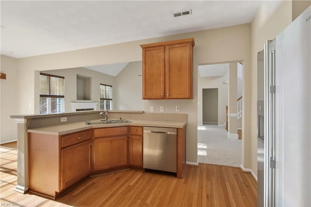 Windsor, Virginia 23487, United States, 5 Bedrooms Bedrooms, ,3 BathroomsBathrooms,Residential,Active,255250