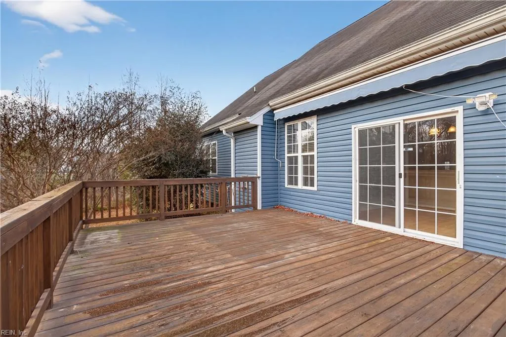 Windsor, Virginia 23487, United States, 5 Bedrooms Bedrooms, ,3 BathroomsBathrooms,Residential,Active,255250