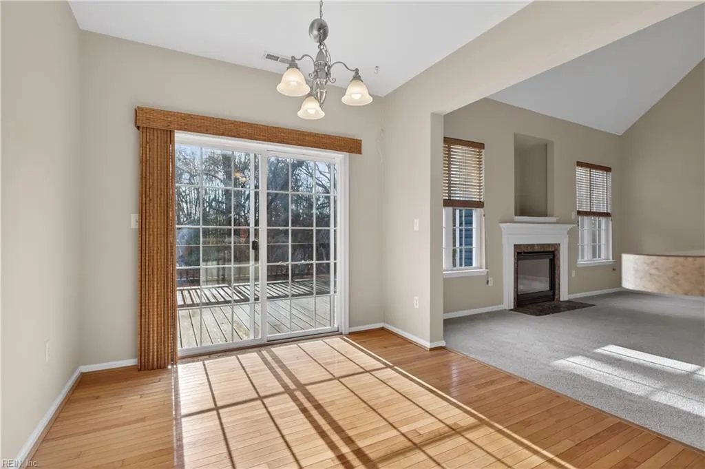 Windsor, Virginia 23487, United States, 5 Bedrooms Bedrooms, ,3 BathroomsBathrooms,Residential,Active,255250