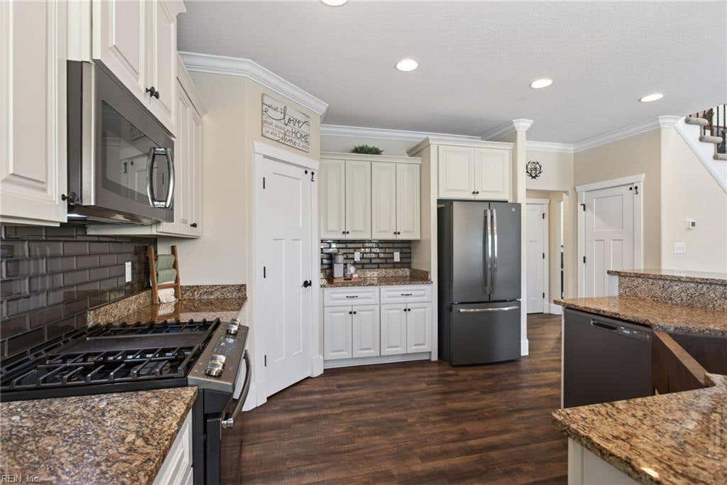 Photo of 2333 Land Of Promise Road, Chesapeake, VA 23322 (MLS # 10638388)