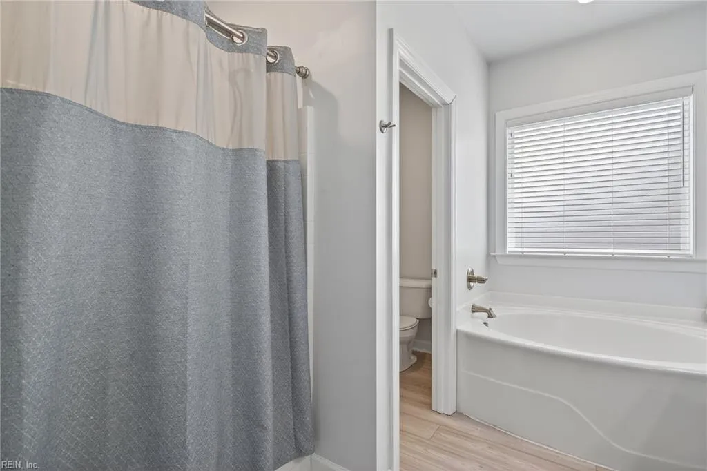 Chesapeake, Virginia 23321, United States, 4 Bedrooms Bedrooms, ,3 BathroomsBathrooms,Residential,Active,199561