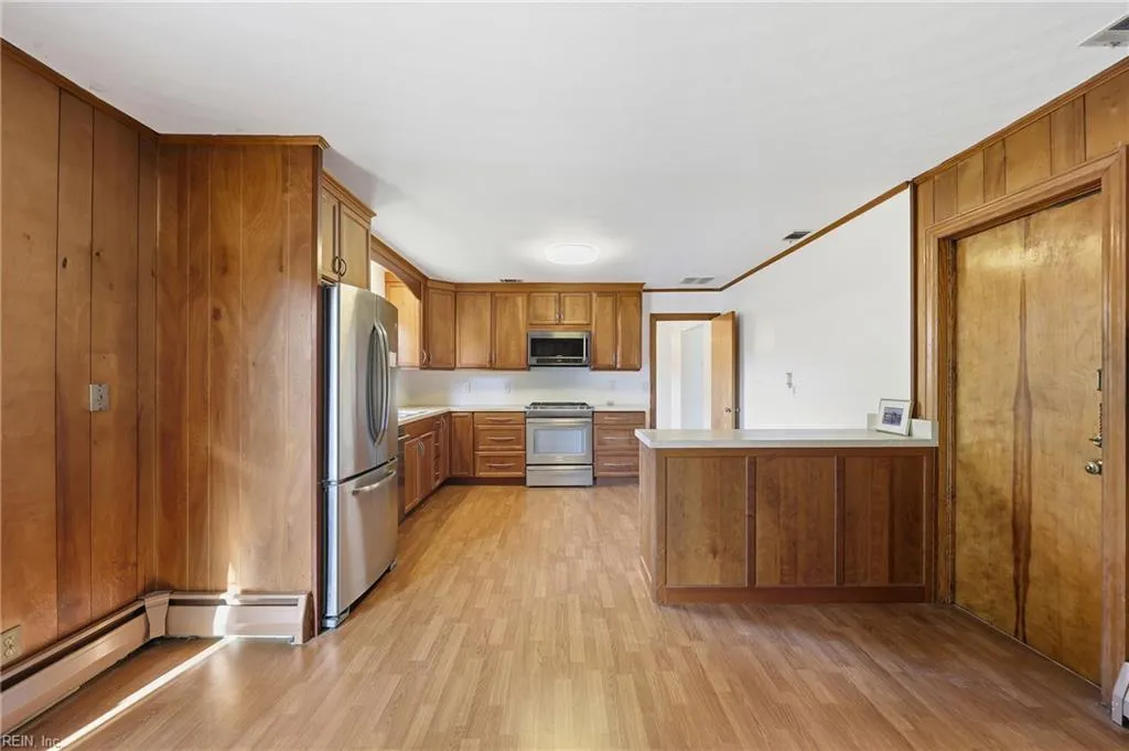 Norfolk, Virginia 23518, United States, 3 Bedrooms Bedrooms, ,2 BathroomsBathrooms,Residential,Active,228769