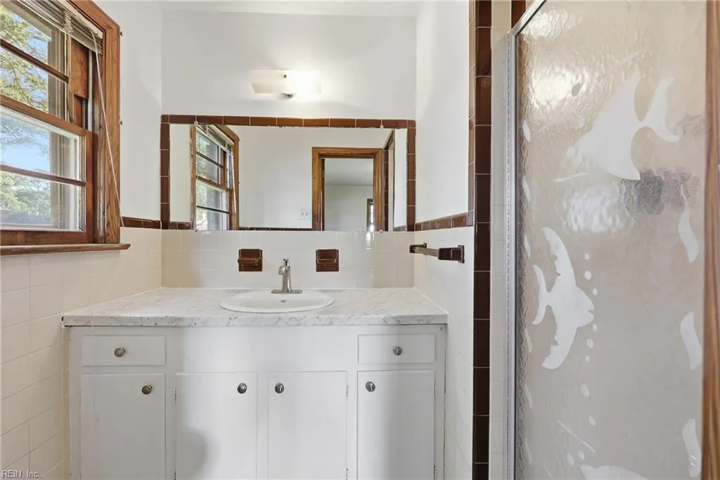 Norfolk, Virginia 23518, United States, 3 Bedrooms Bedrooms, ,2 BathroomsBathrooms,Residential,Active,228769