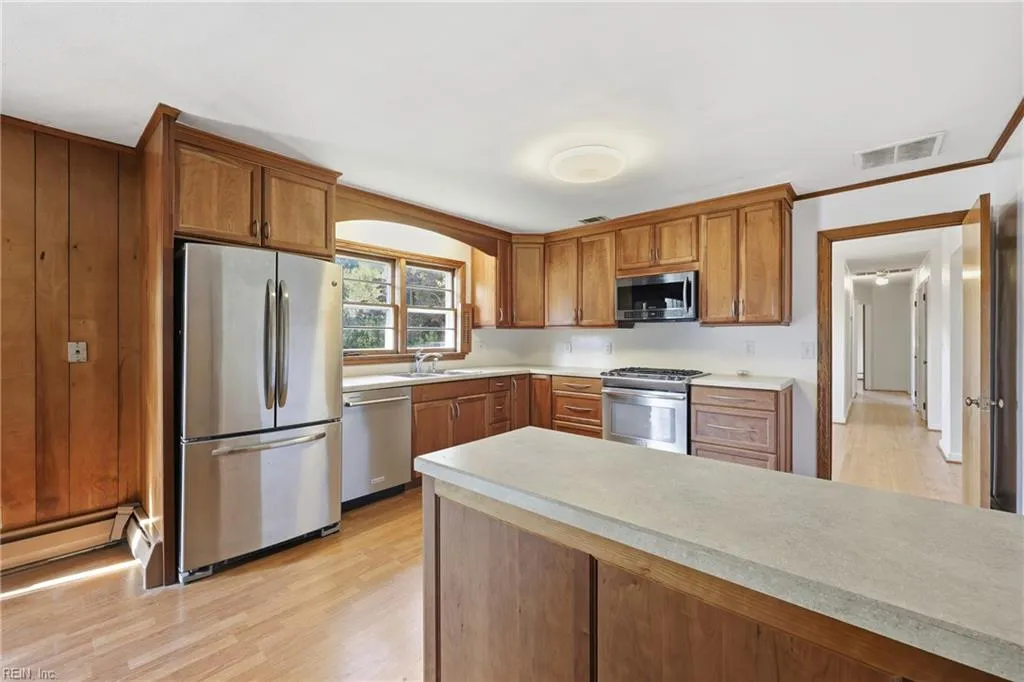 Norfolk, Virginia 23518, United States, 3 Bedrooms Bedrooms, ,2 BathroomsBathrooms,Residential,Active,228769