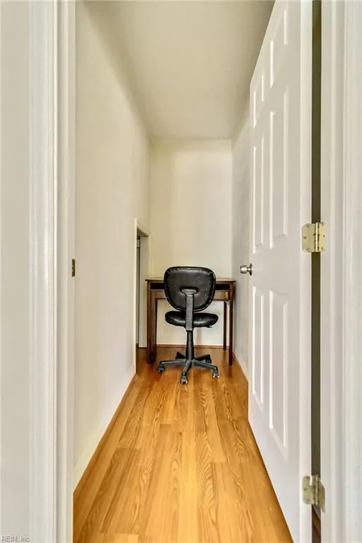 Norfolk, Virginia 23502, United States, 3 Bedrooms Bedrooms, ,3 BathroomsBathrooms,Residential,Pending,205053