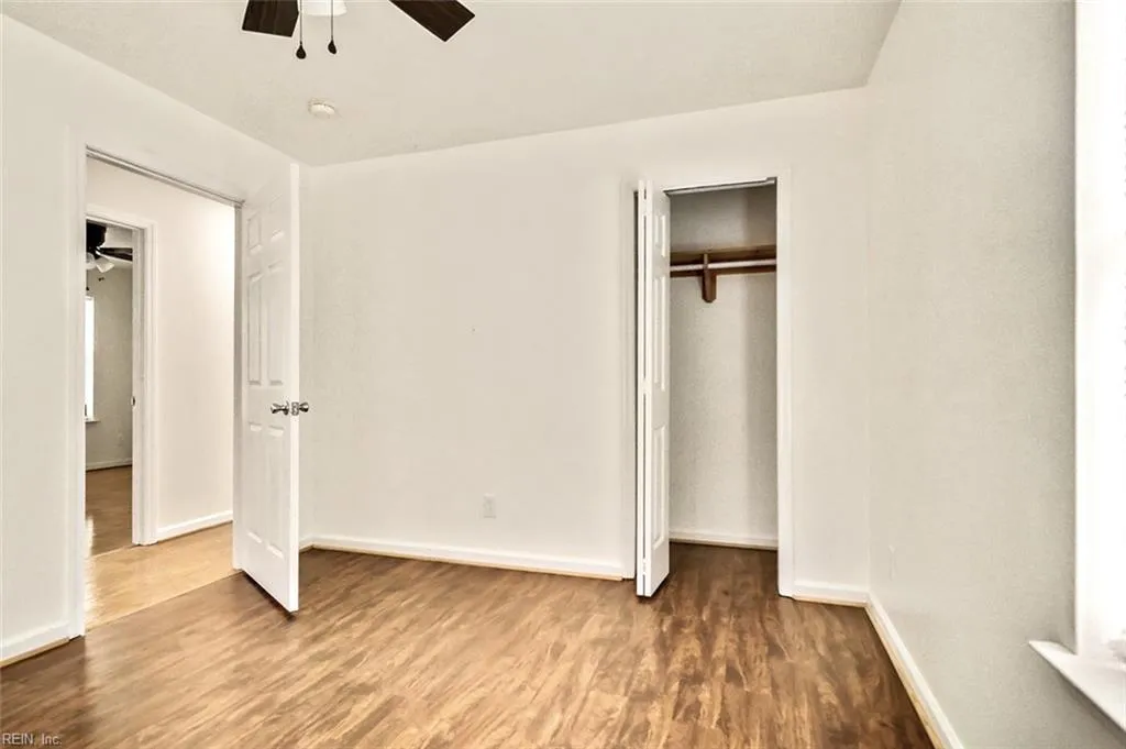 Norfolk, Virginia 23502, United States, 3 Bedrooms Bedrooms, ,3 BathroomsBathrooms,Residential,Pending,205053