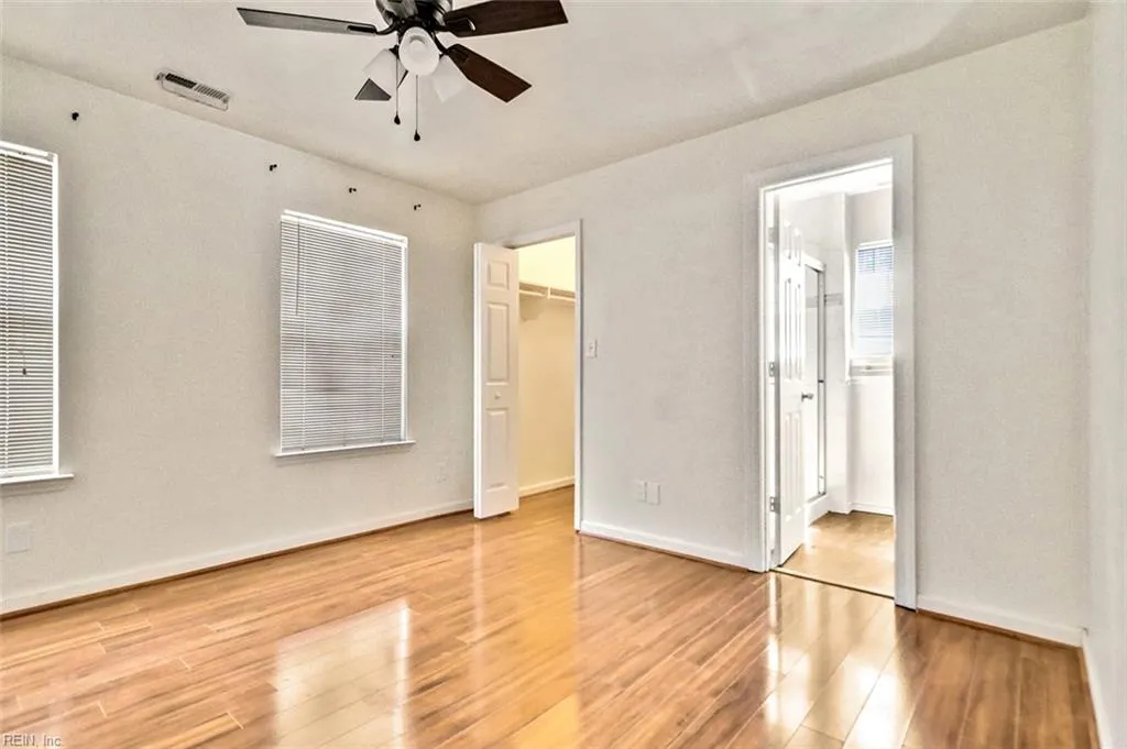 Norfolk, Virginia 23502, United States, 3 Bedrooms Bedrooms, ,3 BathroomsBathrooms,Residential,Pending,205053