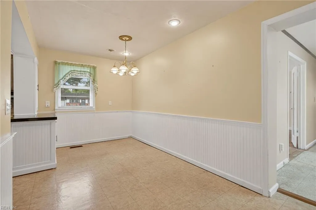 Chesapeake, Virginia 23322, United States, 3 Bedrooms Bedrooms, ,2 BathroomsBathrooms,Residential,Active,208395