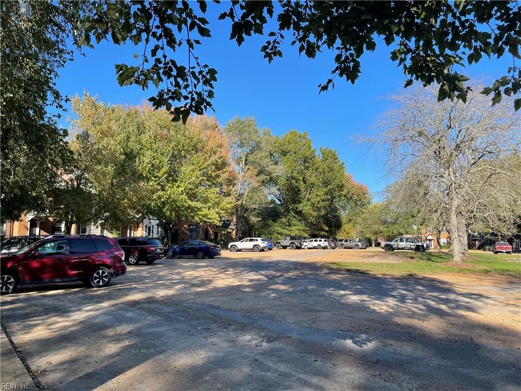 Photo of 406 London Company Way, Williamsburg, VA 23185 (MLS # 10625014)