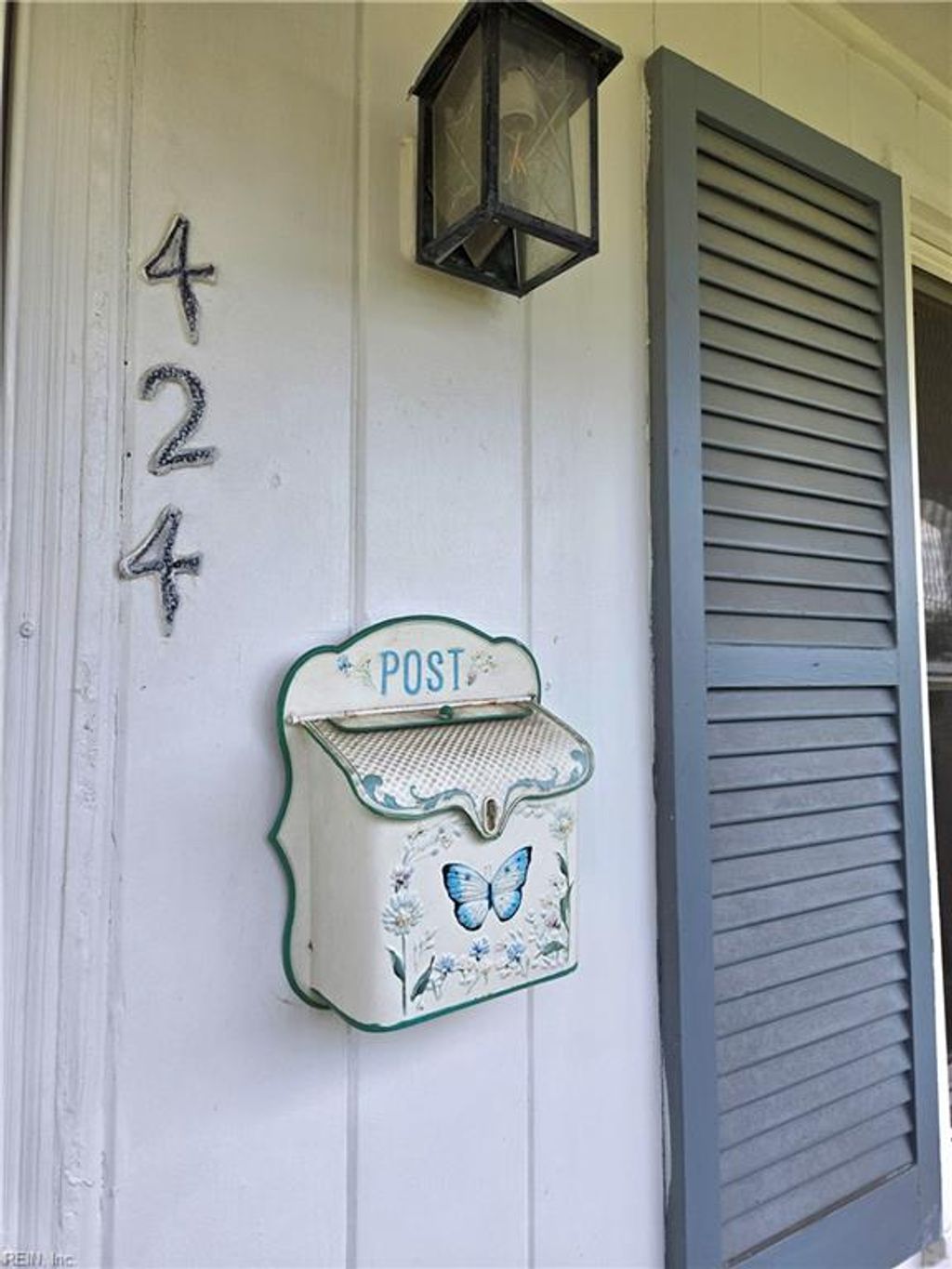 Photo of 424 Kingswood Place, Virginia Beach, VA 23452 (MLS # 10631741)