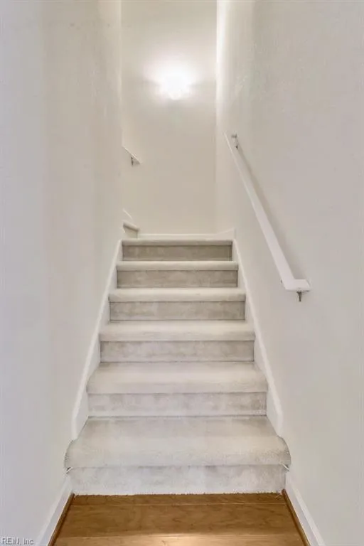 Virginia Beach, Virginia 23455, United States, 3 Bedrooms Bedrooms, ,3 BathroomsBathrooms,Residential,Pending,8002