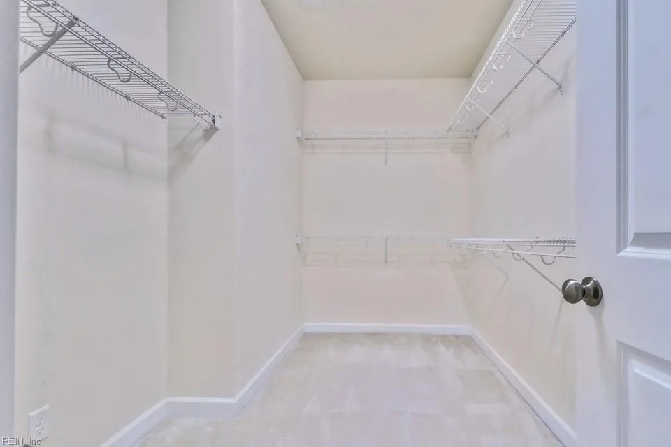 Virginia Beach, Virginia 23455, United States, 3 Bedrooms Bedrooms, ,3 BathroomsBathrooms,Residential,Pending,8002