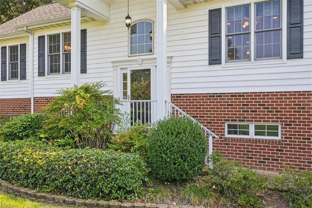 Hayes, Virginia 23072, United States, 4 Bedrooms Bedrooms, ,3 BathroomsBathrooms,Residential,Pending,45834