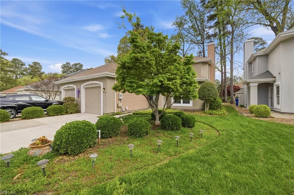 Photo of 912 Willow Point, Newport News, VA 23602 (MLS # 10628848)