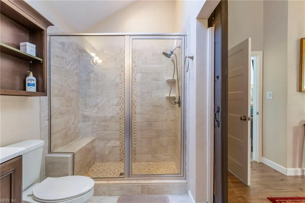 Virginia Beach, Virginia 23454, United States, 3 Bedrooms Bedrooms, ,3 BathroomsBathrooms,Residential,Active,238645