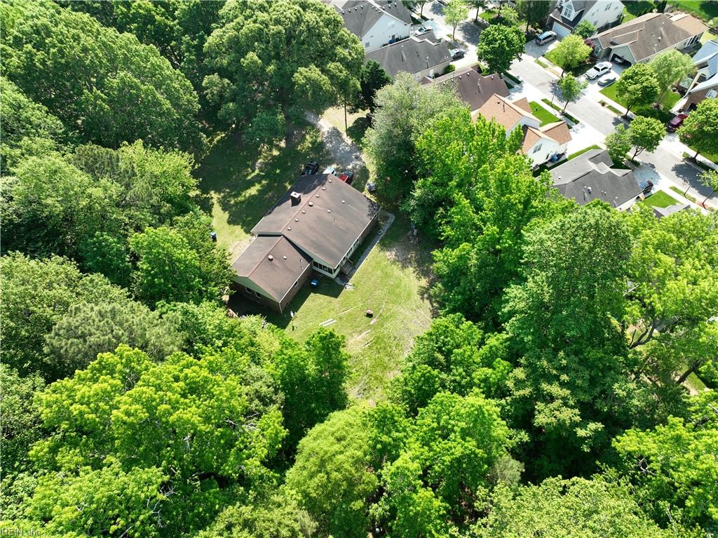 2801 N Landing RD