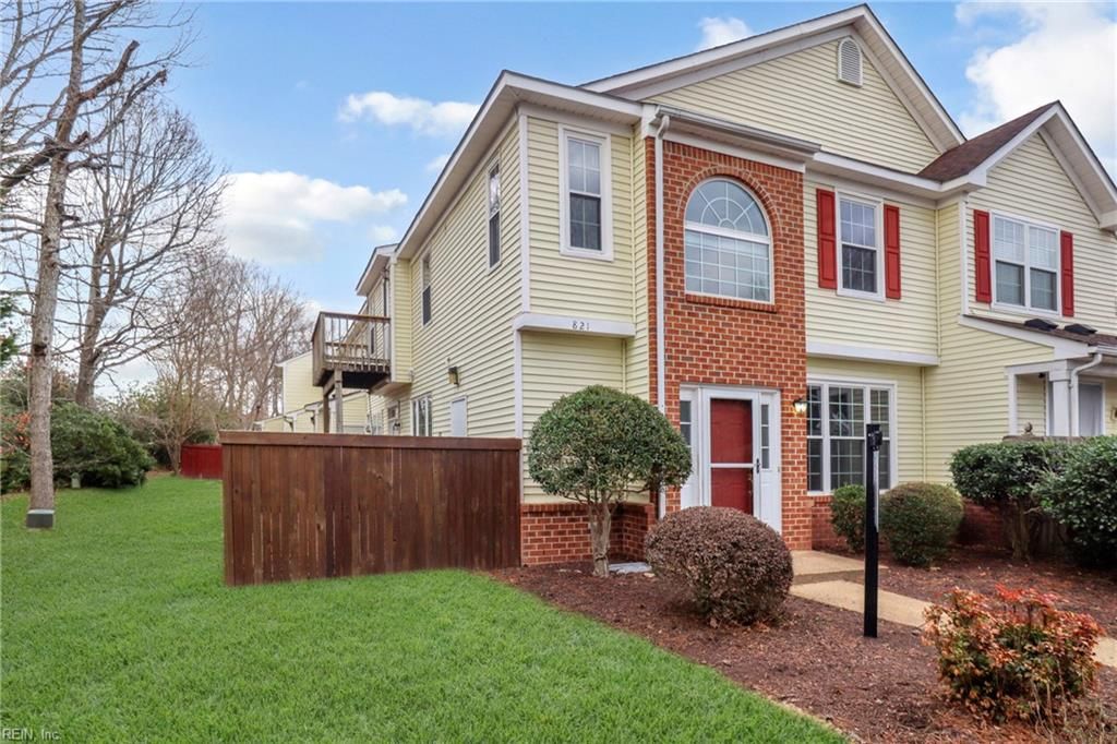 Photo of 821 Oak Springs Court, Newport News, VA 23602 (MLS # 10624576)